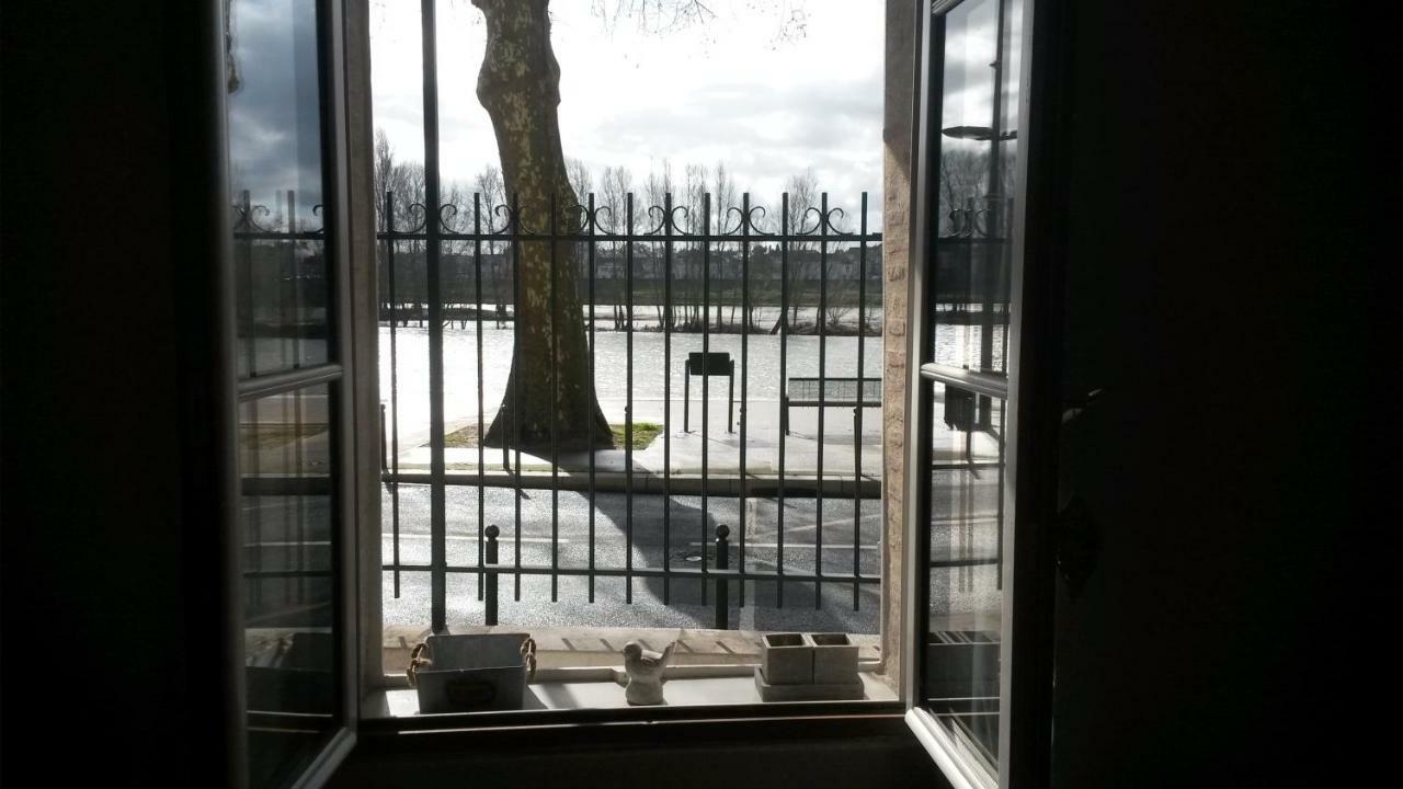 Appart La Gabare - Face Loire Quai Du Chatelet Orléans Esterno foto